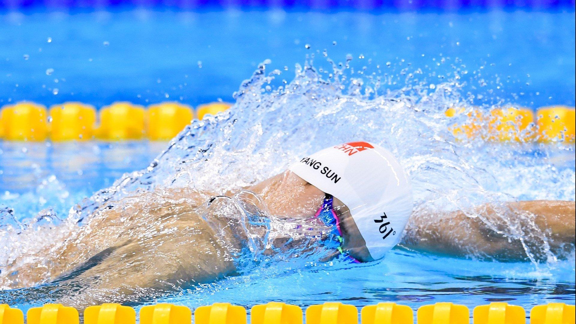 巴萨防线暗流涌动，埃里克-加西亚续约陷僵局，赫罗纳虎视眈眈却